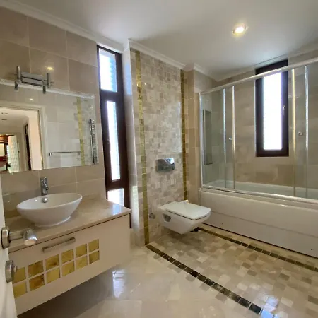 Luxury 3 Bedrooms Villa,Private Pool Gold City