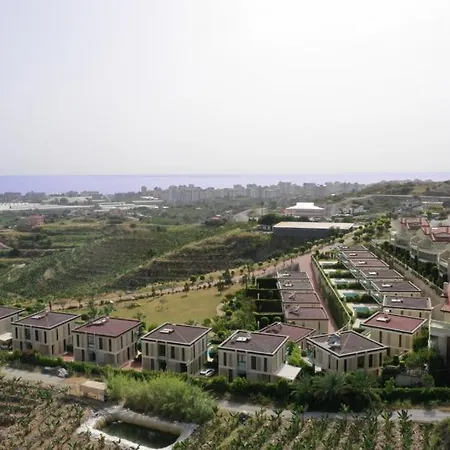 Luxury 3 Bedrooms Villa,Private Pool Gold City *